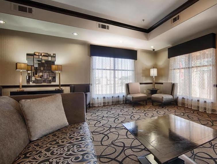 Center Best Western Plus Classic Inn And Suites מראה חיצוני תמונה